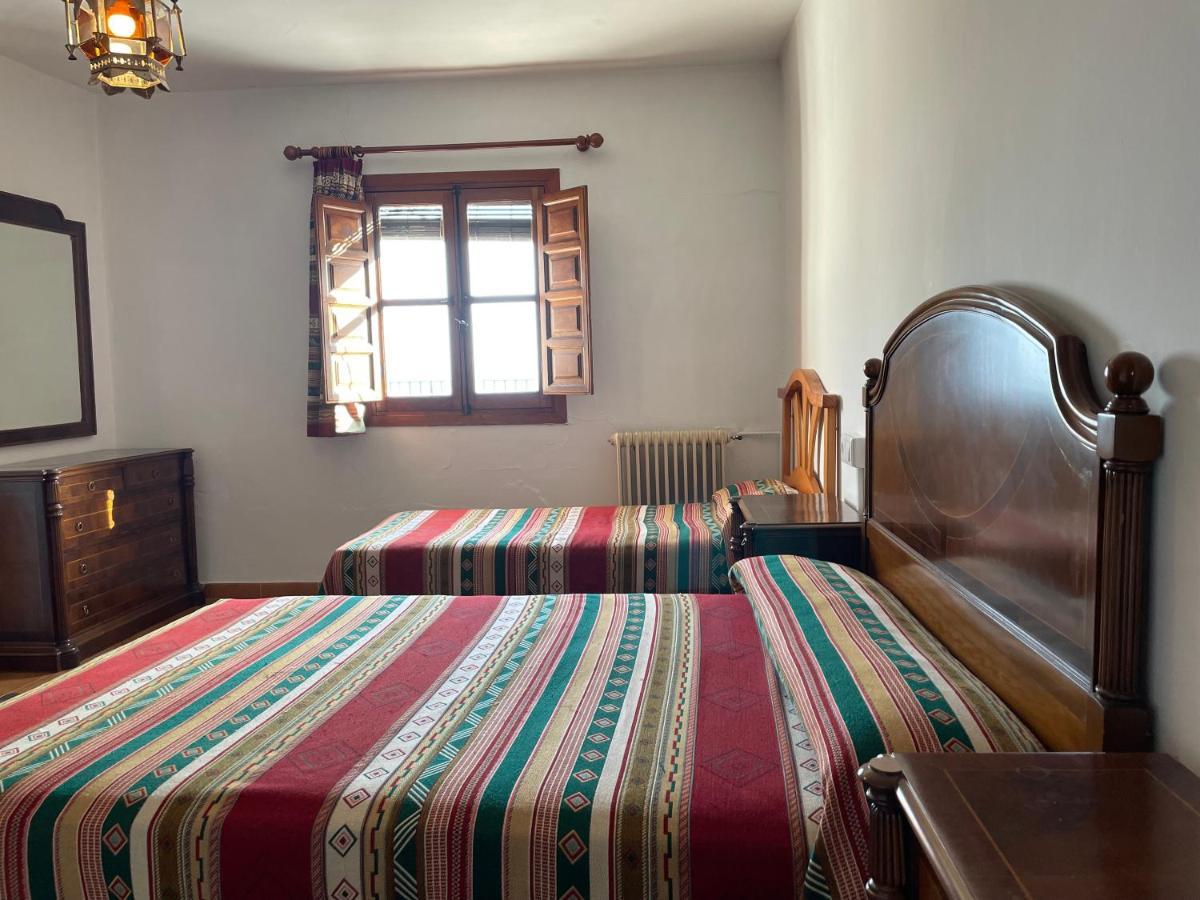 Hostal Rural Poqueira Капилейра Екстериор снимка