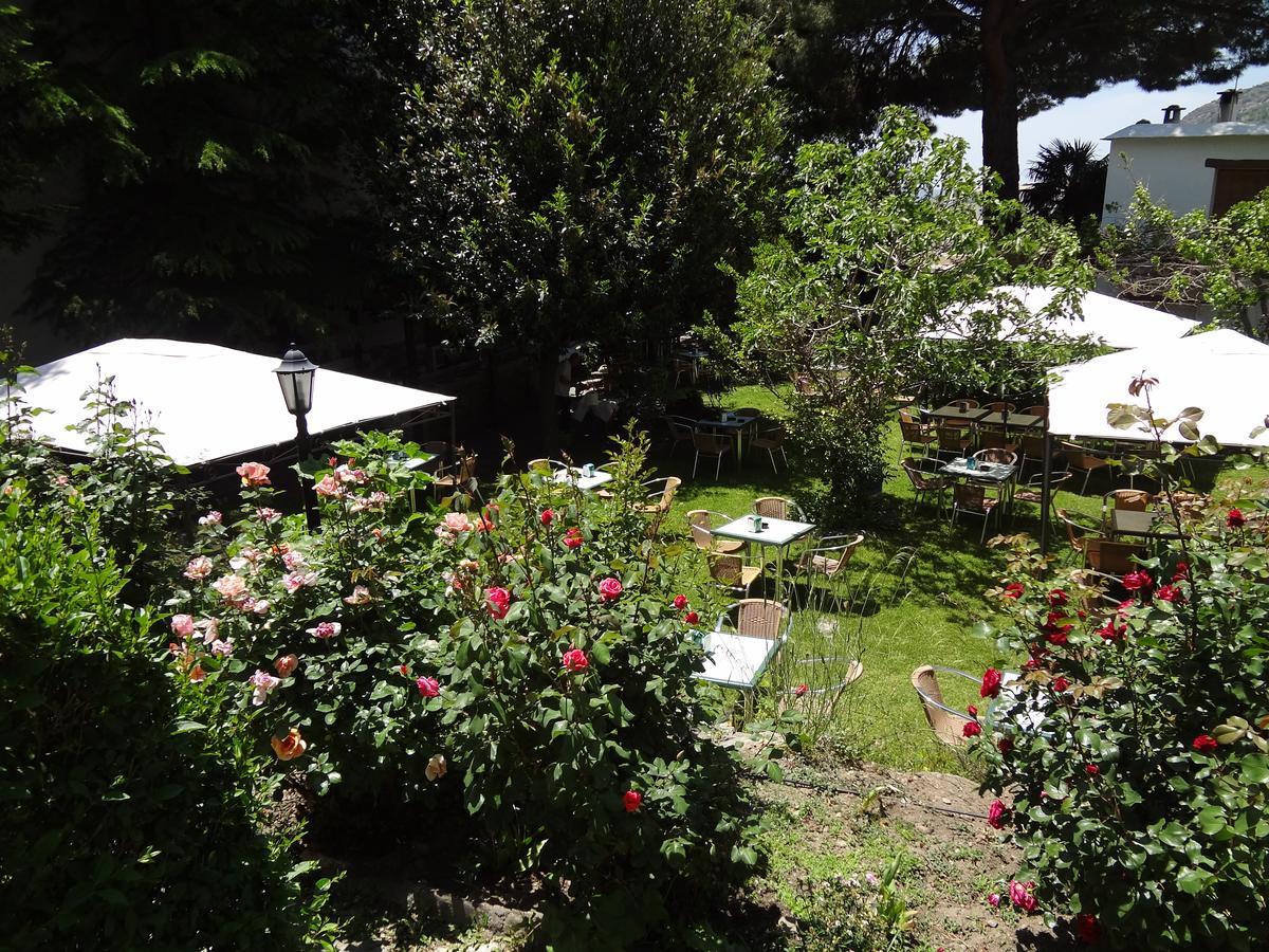Hostal Rural Poqueira Капилейра Екстериор снимка